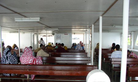 L'intrieur de la barge, ct passager